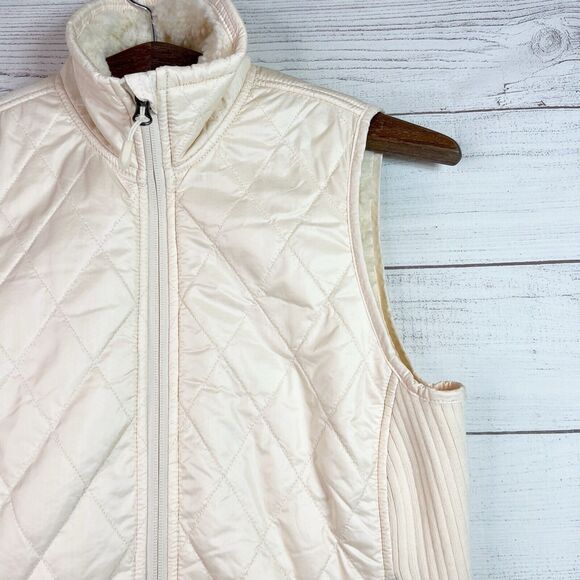 L.L Bean Cream Sherpa Lined Vest Quilted Size XSP - Picture 4 of 9